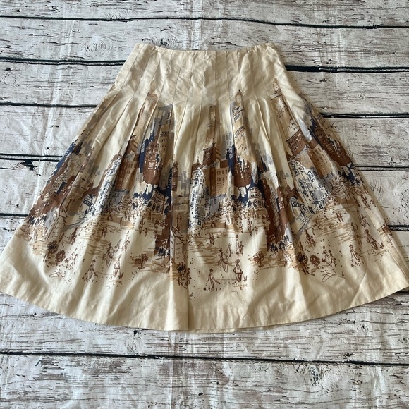Talbots Woman Petite Cityscape Printed Midi Skirt Size 10 - Picture 11 of 11